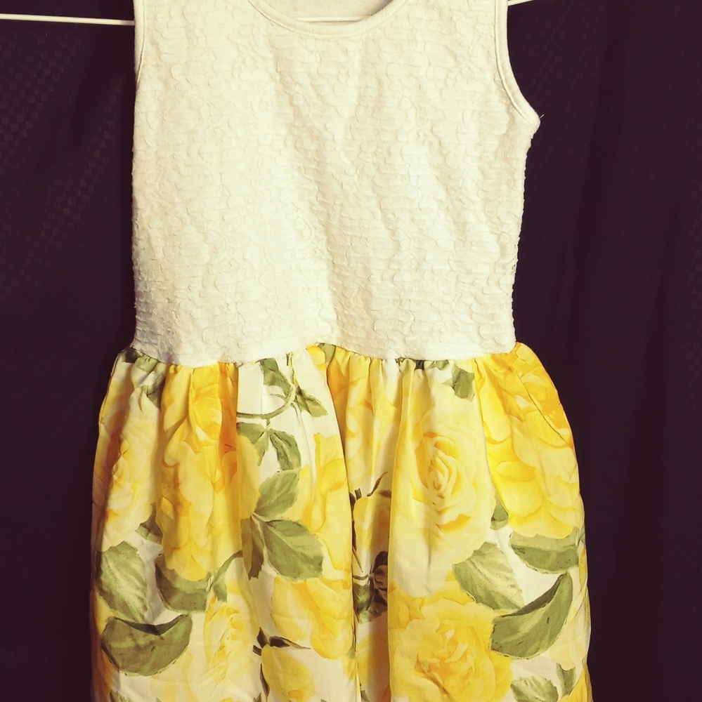 Girls size 7 Floral Dress